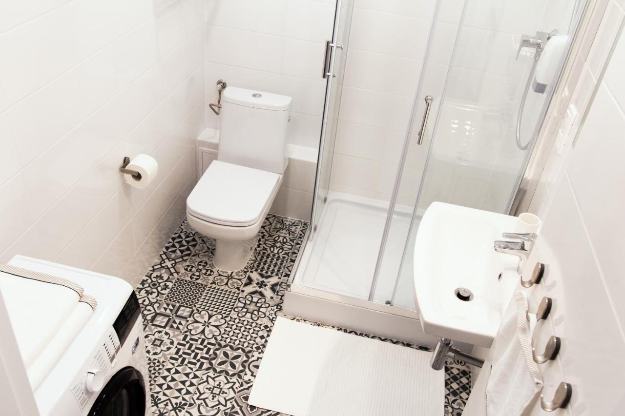 Wilcza Apartament Appartamento Varsavia Esterno foto